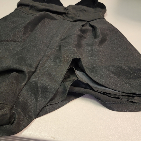 Free People Women Skylie Saylor Romper Black Mini Dressy Short Sleeveles Size 12 - Picture 6 of 7